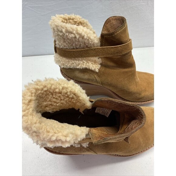 UGG Australia Anais Boots Womens 8.5 Chestnut Brown Suede Wedge Heel - Picture 2 of 11